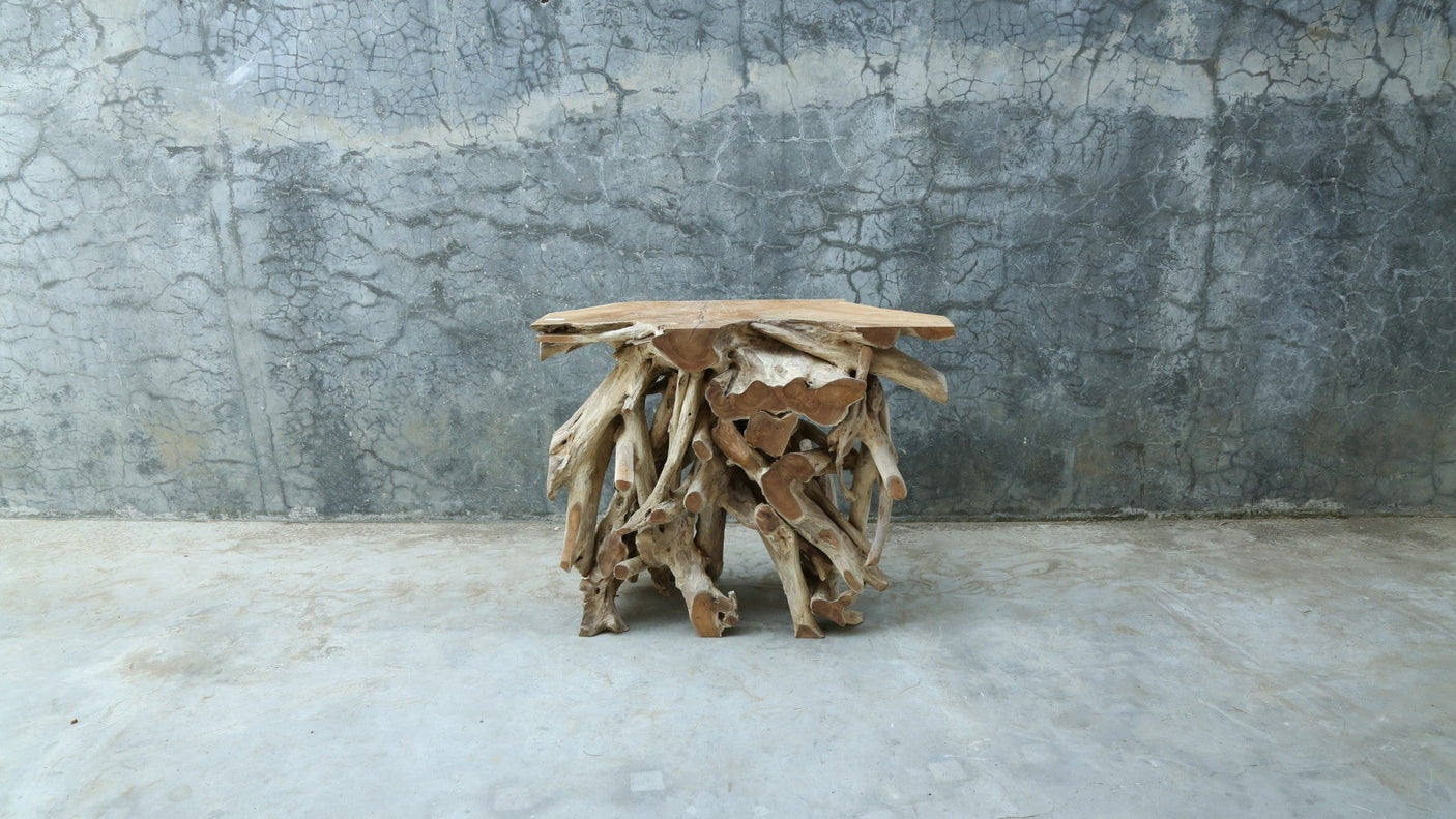 Teak Root Console Table – Sculptural Natural Wood Design