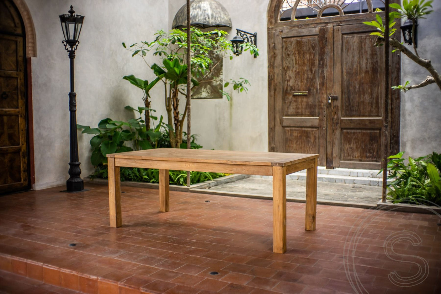Extendable teak table 200-250-300x100 cm