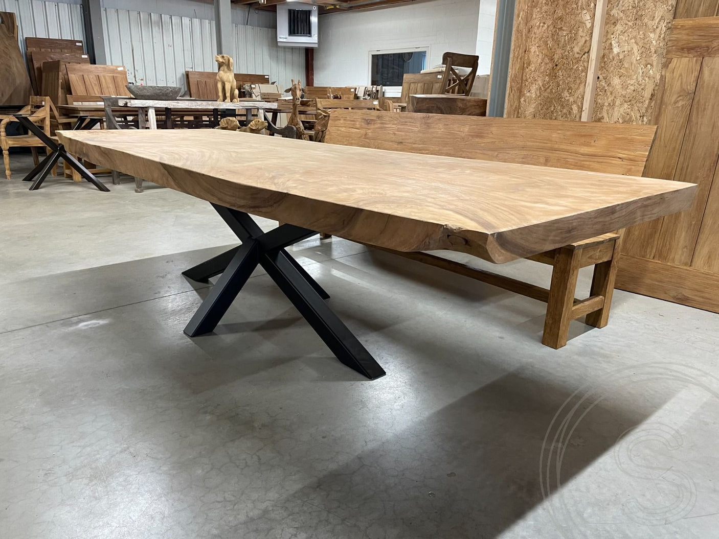 Live edge dining table Spider