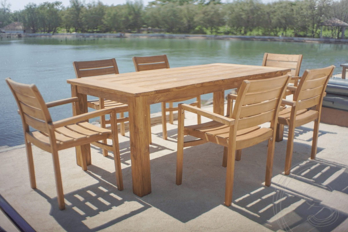 Teak garden table 200 x 90 + 6 garden chairs stacking