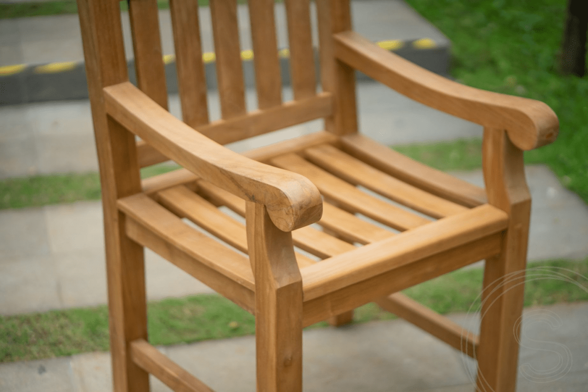 Teak garden table 200 x 100 + 6 garden chairs elephant