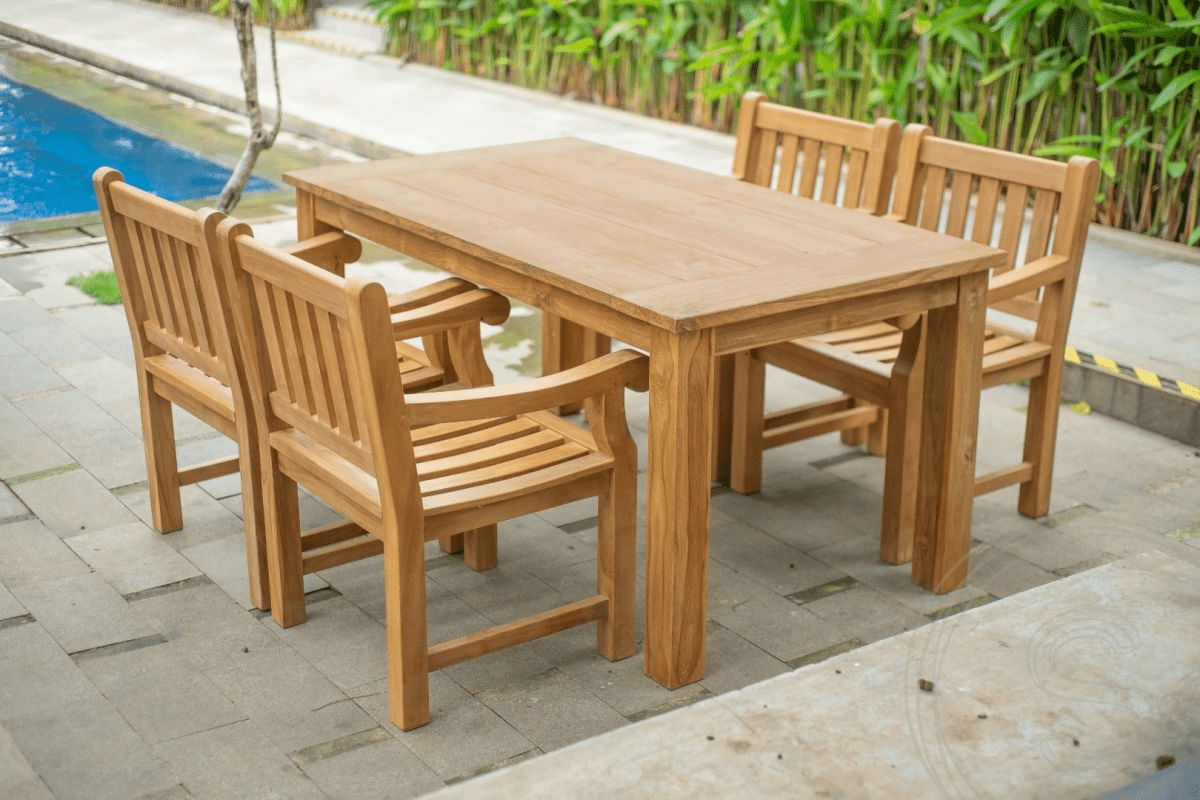 Teak garden table 160 x 90 + 4 garden chairs elephant