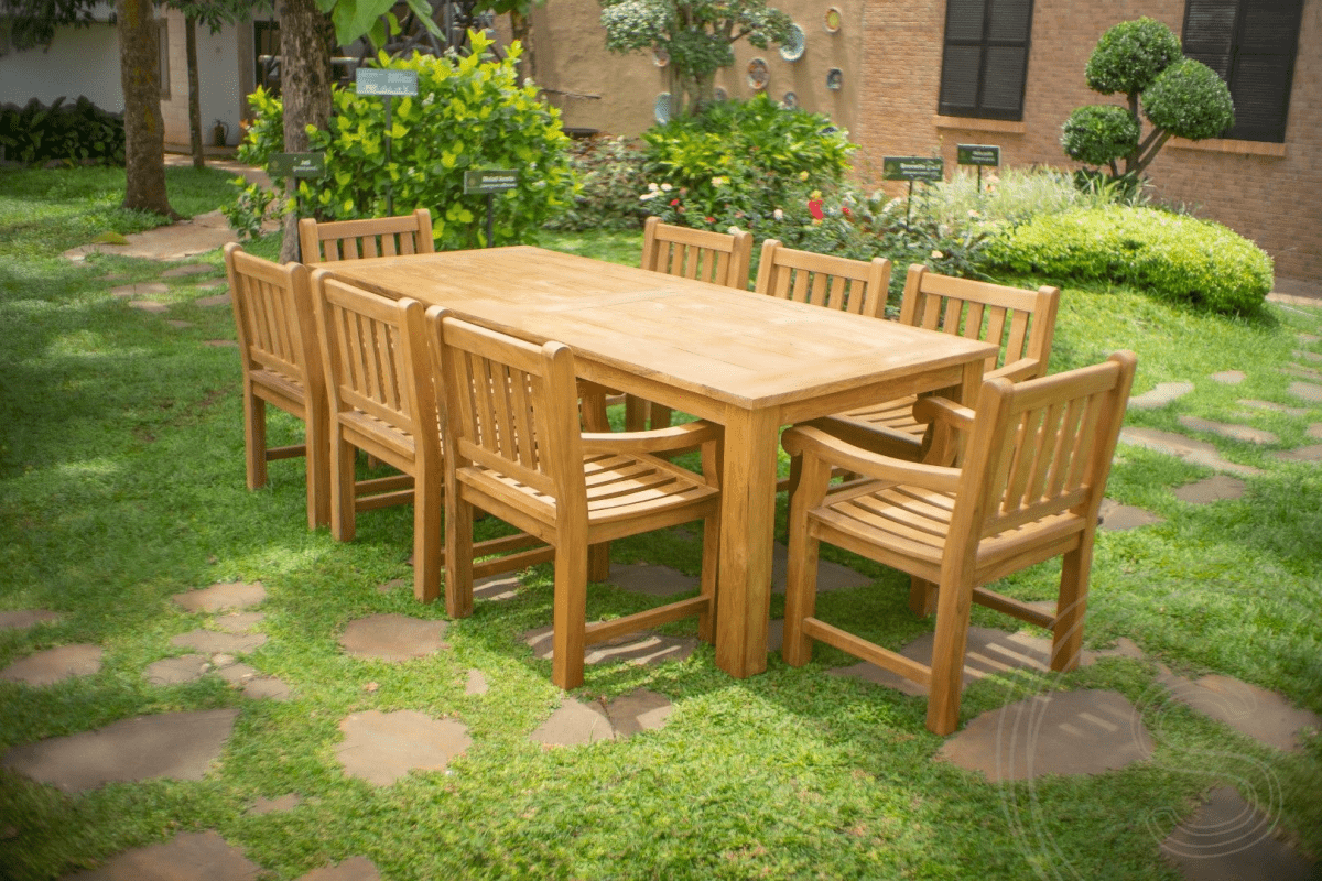 Teak garden table 240 x 100 + 8 garden chairs elephant