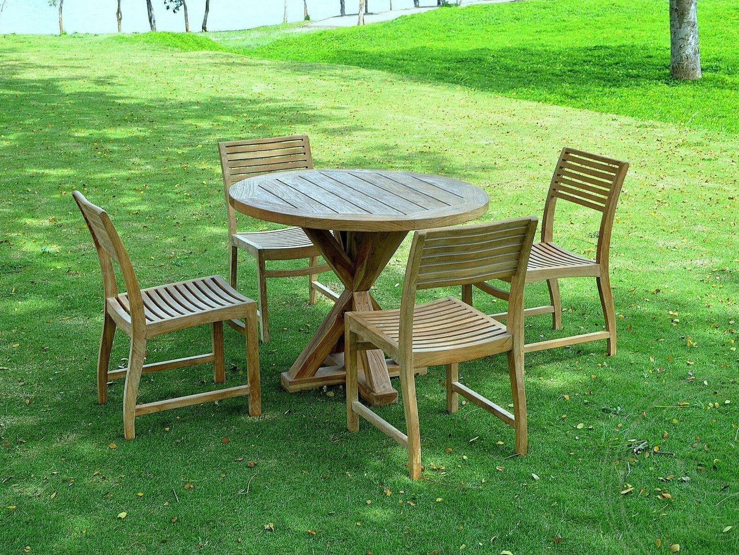 Round garden table 100cm Cross