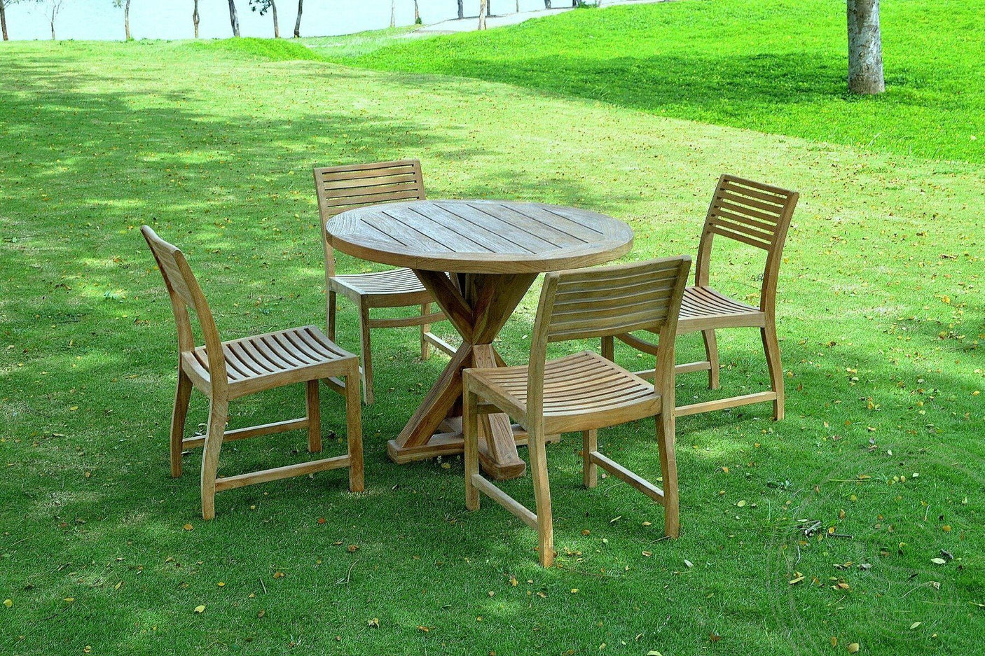 Round garden table 100cm Cross