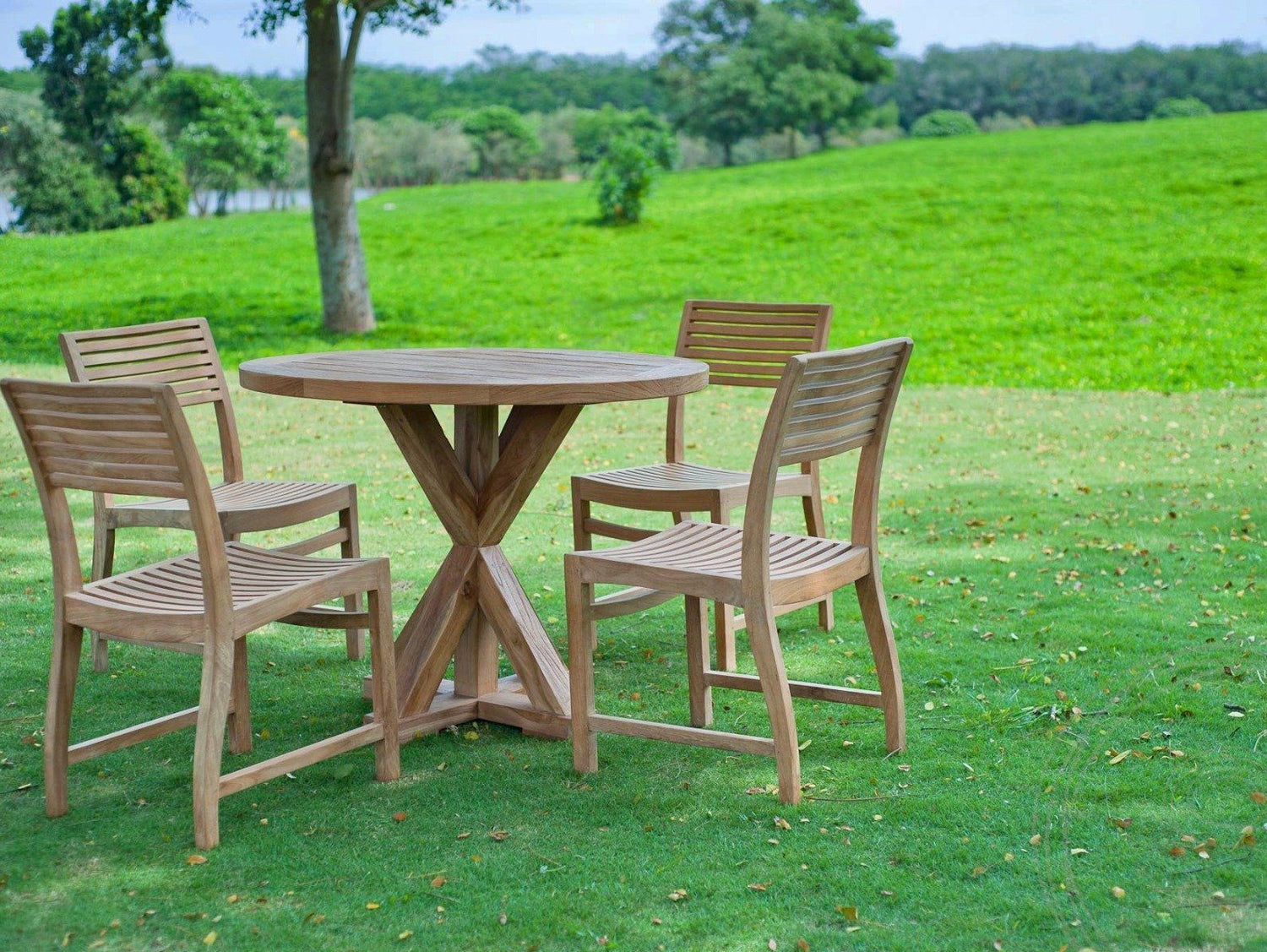 Round garden table 100cm Cross