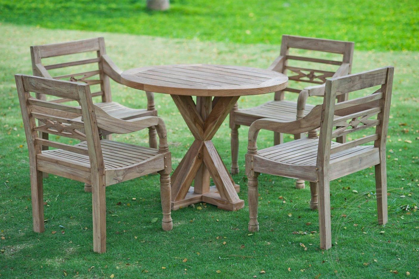 Round garden table 100cm Cross