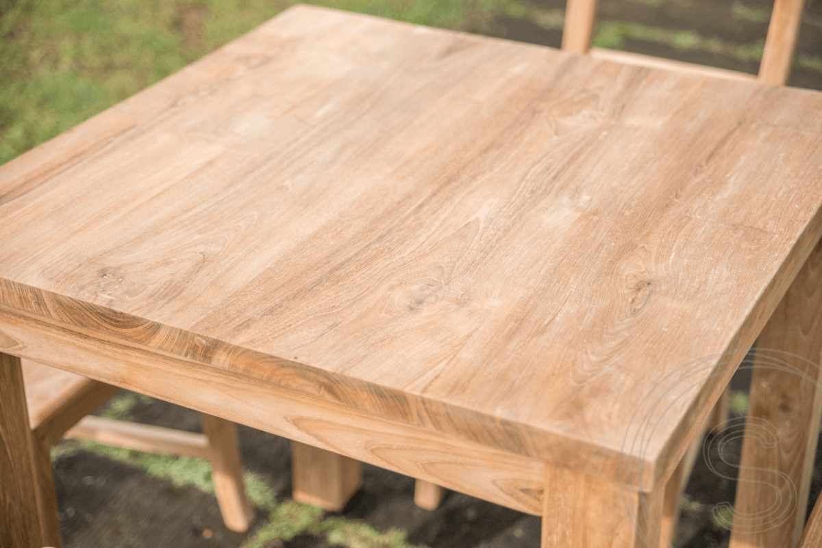 Teak table 80x80 + 4 chairs