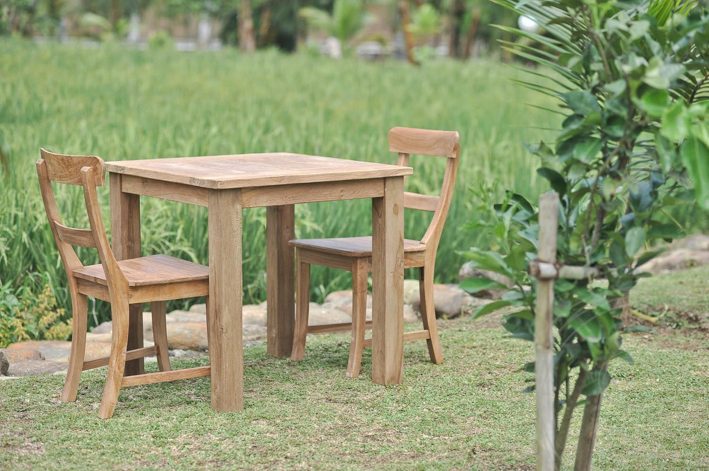 Teak garden table 90 x 90