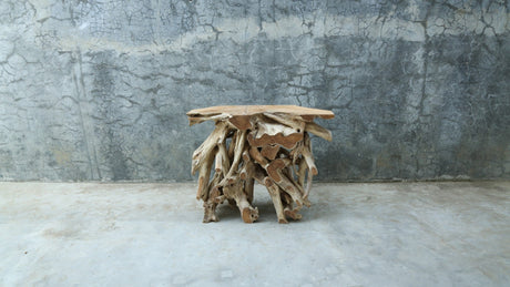 Teak Root Console Table – Sculptural Natural Wood Design