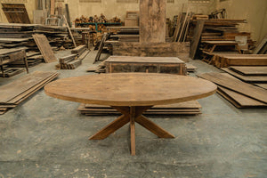 Oval Teak Dining Table 200×100 cm – Reclaimed Teak with Spider Base