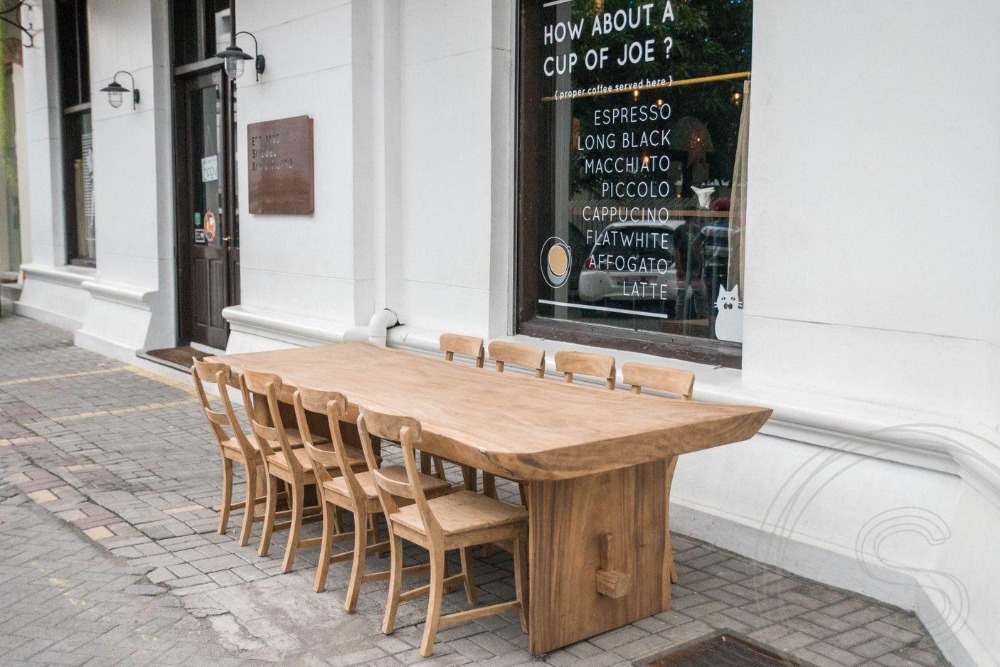 Suar live edge dining table 300 + 8 chairs
