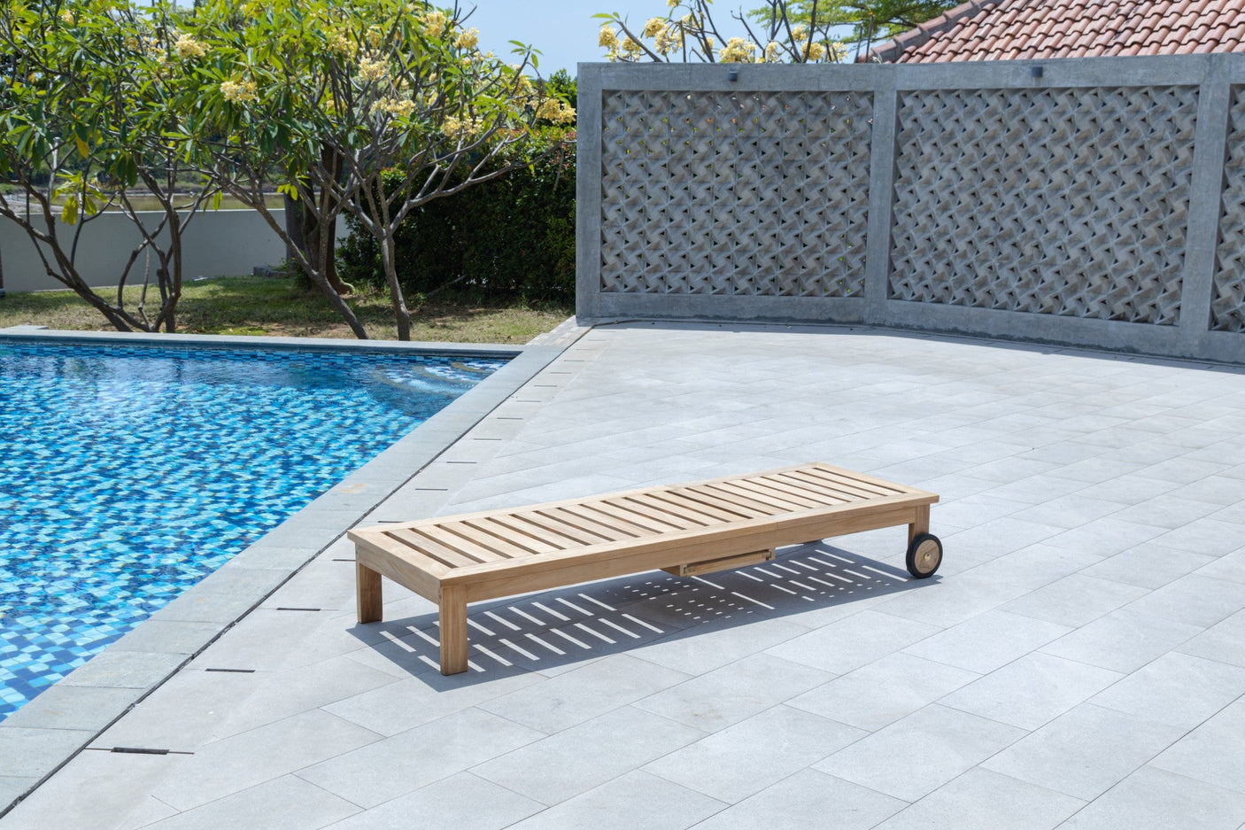 Teak Sun Lounger with Wheels & Side Tray – Solid Teak