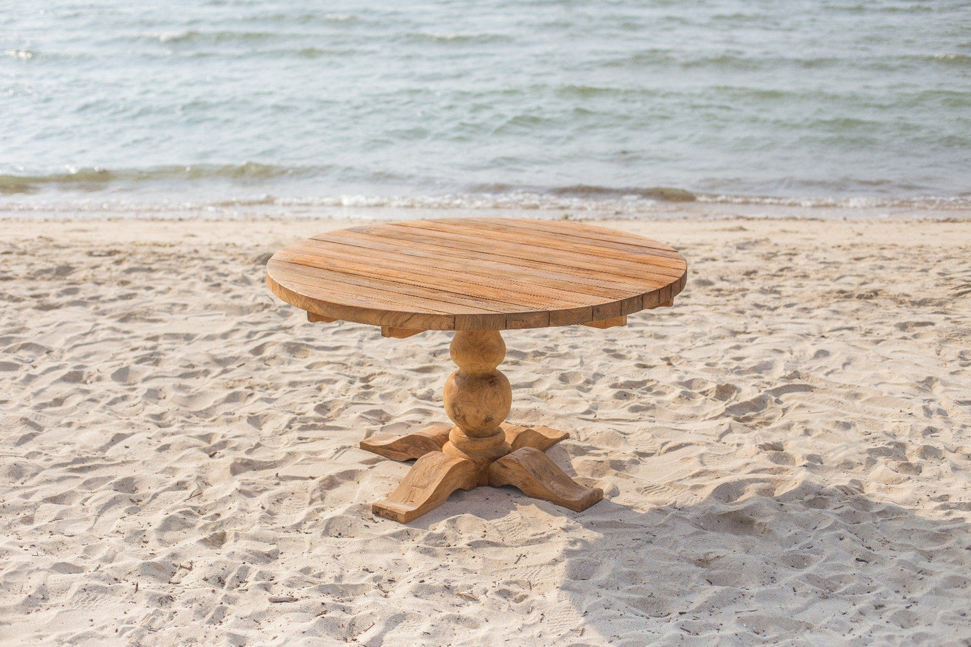 Round garden table 140cm Classic