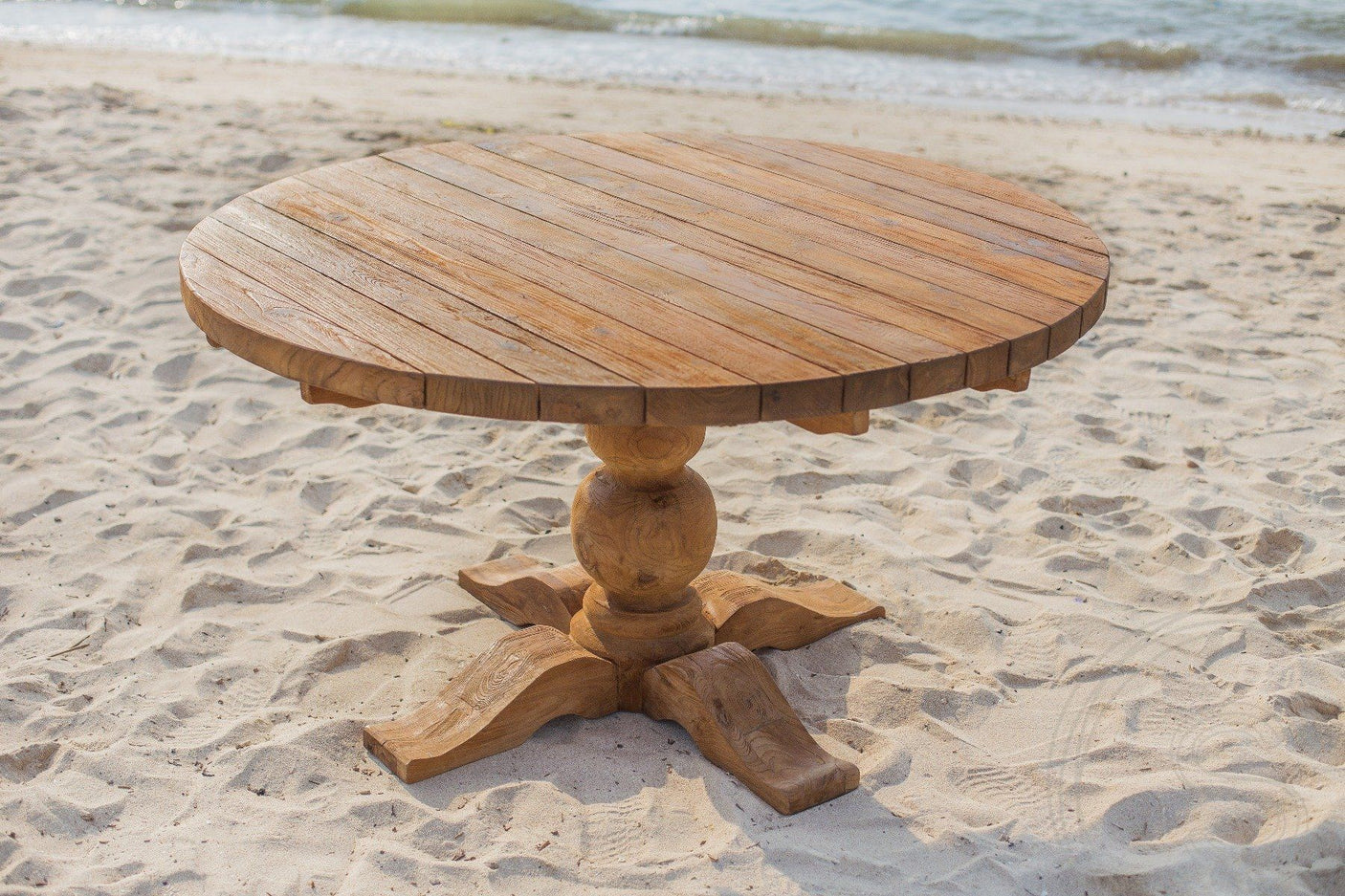 Round garden table 140cm Classic
