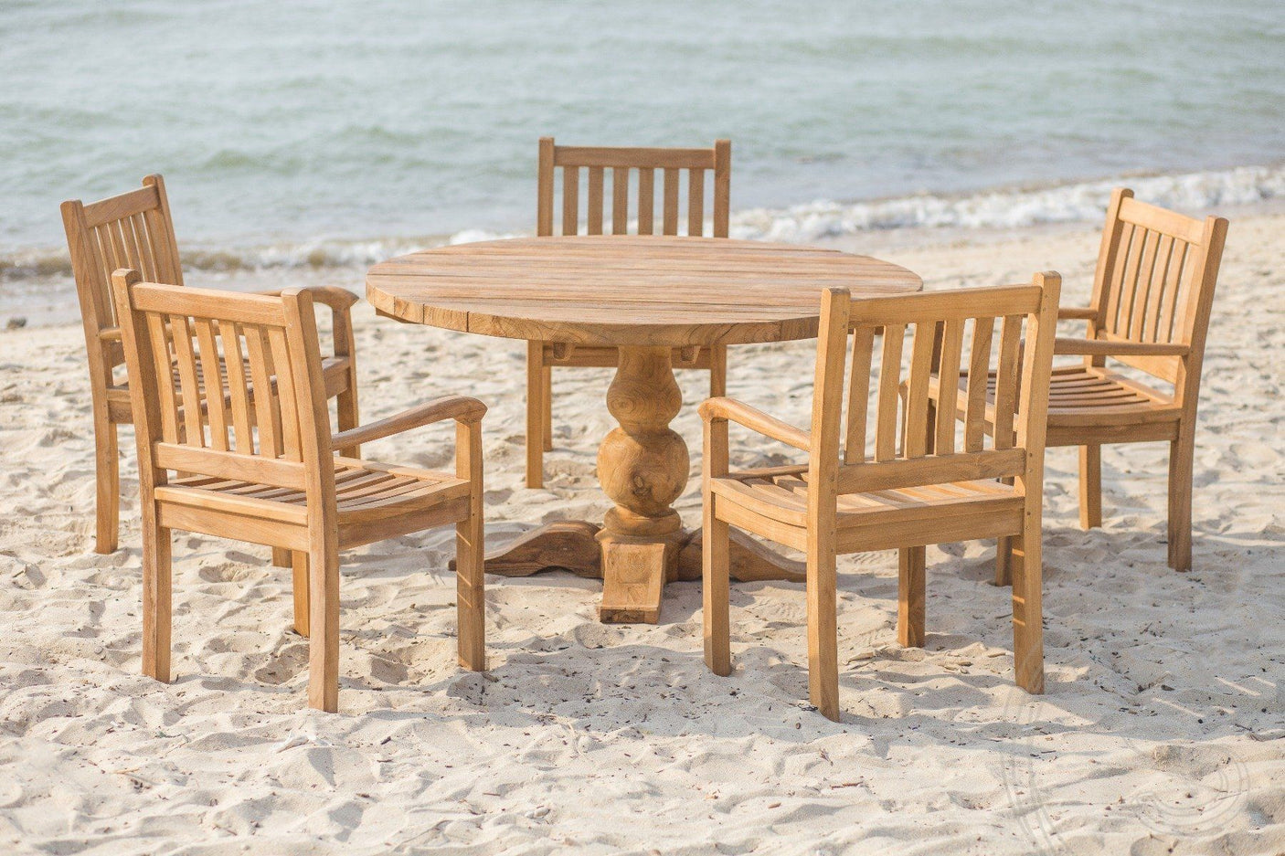 Round garden table 140cm Classic