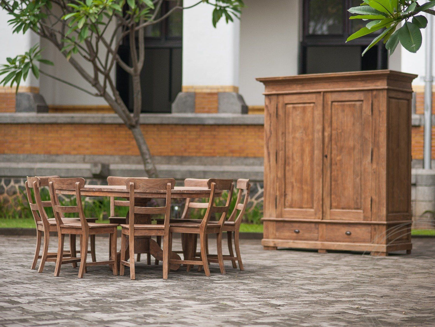 Teak table round 160 cm rustic