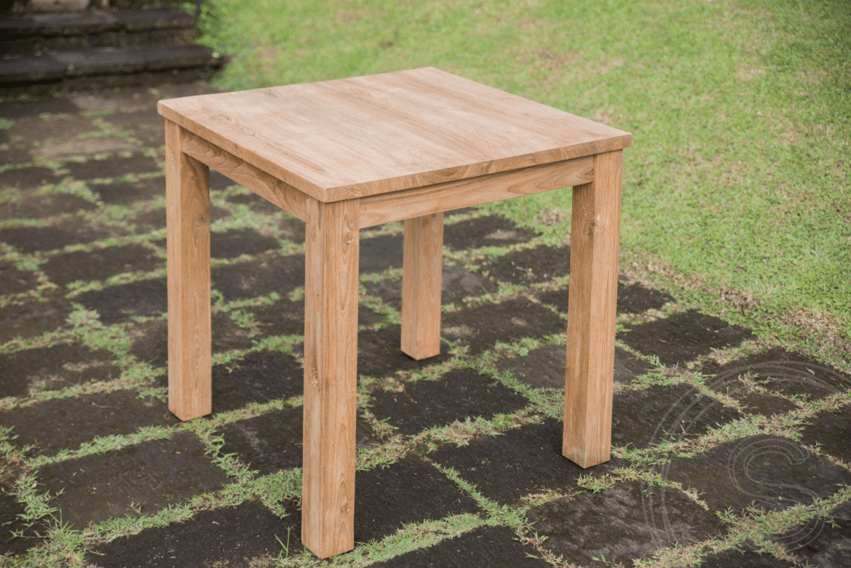 Teak table 80x80 + 4 chairs