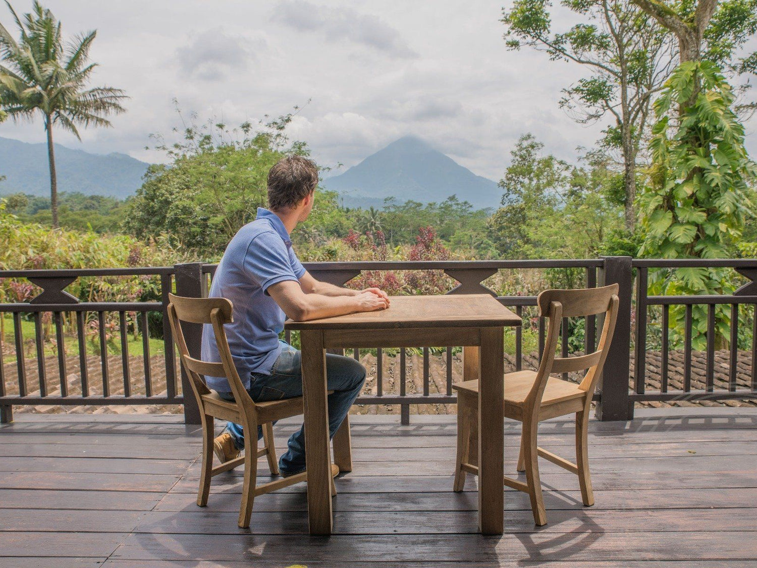 Teak table 80x80 rustic