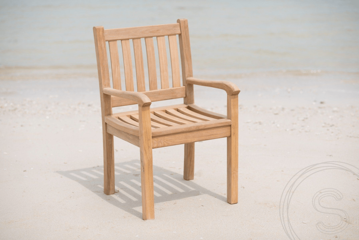 Teak garden table 220x100cm + 4 beaufort chairs + bench
