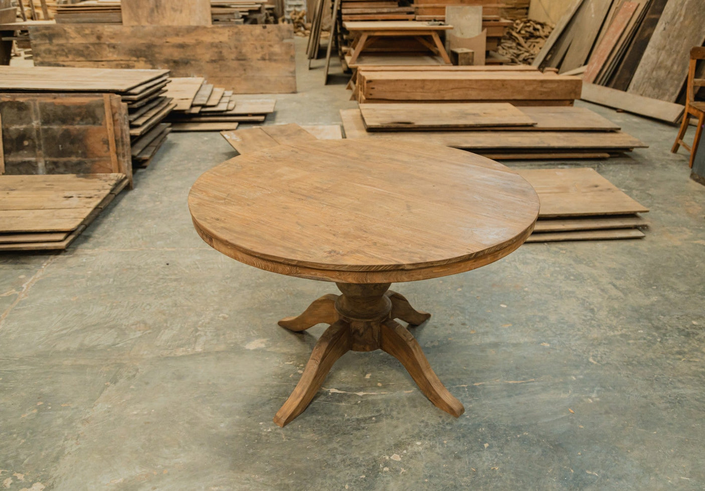 Round Teak Dining Table Anteak – Made from Reclaimed Teak Planks